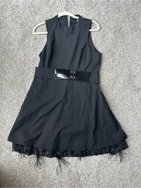 Alice and Olivia black mock neck belted embellished feather hem dress size L NWT